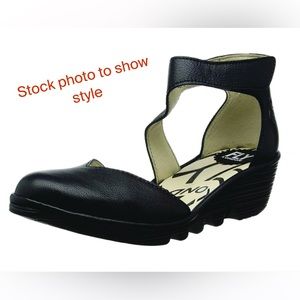 FLY LONDON “PIAT” EU 41 Ankle Strap Black Wedge